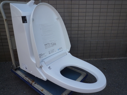 LIXIL 一体型シャワートイレ用タンク　シャワートイレ　未使用　保管品