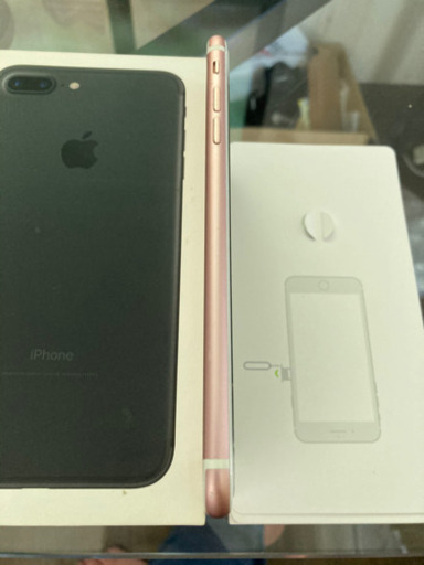 iPhone7Plus 白ロム 32GB Softbank SIMフリー化可能