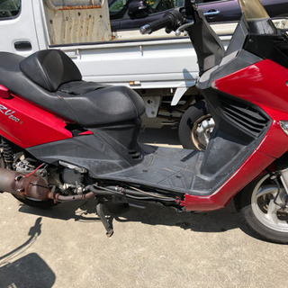 ガレージ整理 書類なしSYM RV200i 部品取りにどうぞ RV125iにも。