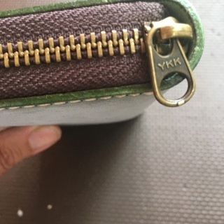 グリーン金運UP!未使用新品！ラウンドファスナー長財布！風水 ゲッターズ飯田 グリーン金運UP!未使用新品！ラウンドファスナー長財布！風水