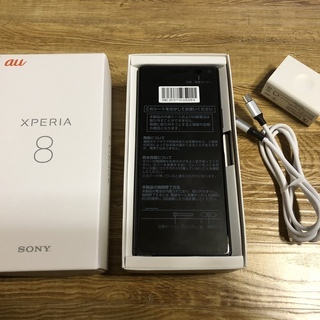 【新品】Xperia 8 ブラック 64 GB