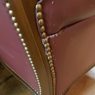 【値下げしました】カリモク　Domani　LOUIS　XVシリーズ　本革3Pソファ