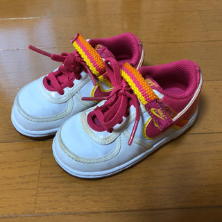 値下げ Nikeの靴 13 14 キッズ スニーカー 雨用にも らいな 横浜の子供用品の中古あげます 譲ります ジモティーで不用品の処分 値下げ Nikeの靴 13 14 キッズ スニーカー 雨用にも らいな 横浜の子供用品の中古あげます 譲ります ジモティーで不用品の処分