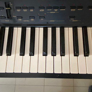 お届け無料有り】☆訳あり格安ご提供☆ 電子ピアノ CASIO CPS 740