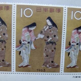 平安の女性2人、4枚 切手