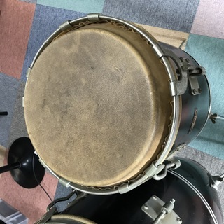 ホット商品 Pearl 古いコンガ ジャンク 黒 パーカッション・打楽器