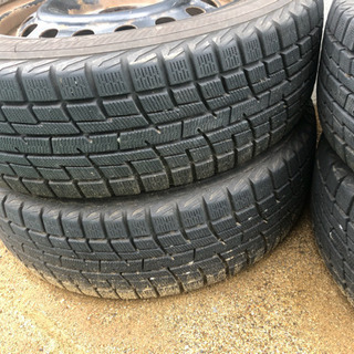 スタッドレスタイヤ  14インチ 175/65r14 バリ山