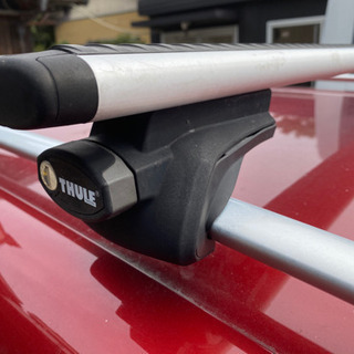 THULE ウイングバーエッジ 132cm ルーフレール車用