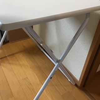 nitori、ニトリ／折り畳み／シンプル机！白！