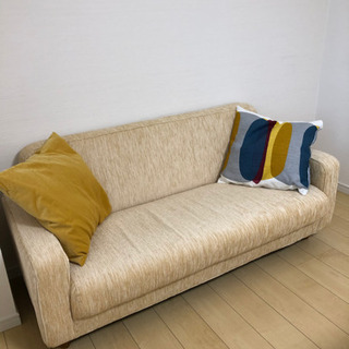 □3人掛けソファ＆ｵｯﾄﾏﾝ＆ｸｯｼｮﾝ□美品、黄色 ☆美品