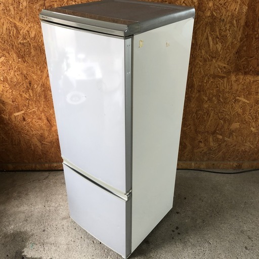 シャープ　2ドア冷蔵庫　大きめサイズ　１６５L