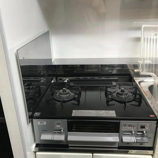 ノーリツテーブルコンゴ都市ガス、LEDシーリングライト(x2)、カーテン、ハンガーラック、タイガー電気ポット3L、ヒーター…セット