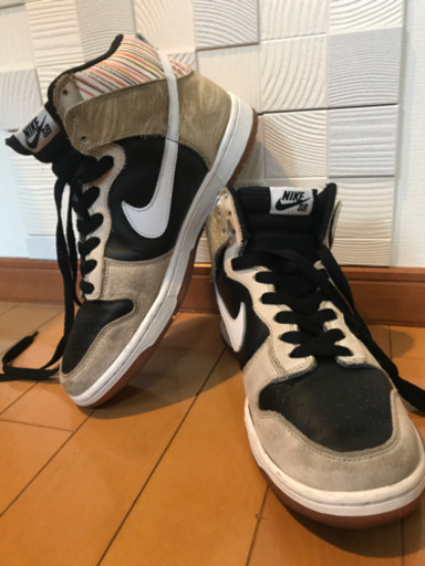 【最終値下げ】NIKE DUNK SBスニーカー　28cm