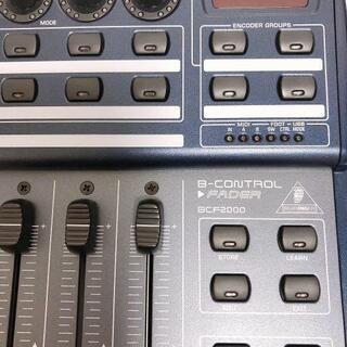 ☆全国発送対応☆交渉可☆【美品！】MIDIコントローラー BEHRINGER BCF