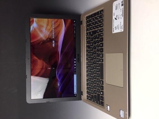 ASUS ノートパソコン　Ｘ540Ｙ　新品同様 値下げ！