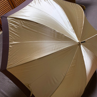 メナード 化粧品で貰った傘。