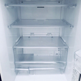 227番 AQUA✨ノンフロン冷凍冷蔵庫✨AQR-D27A‼️