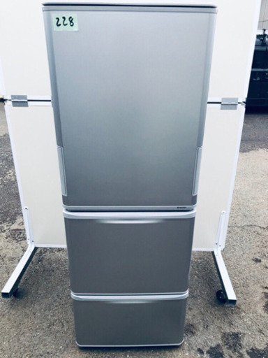 高年式‼️228番 SHARP✨ノンフロン冷凍冷蔵庫✨SJ-WA35B-S‼️
