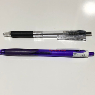 ゼブラとパイロットのボールペン　0.7mm