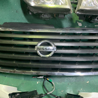 エルグランド　グリル　ヘッドライト　ミラー　バラ売りも可能！