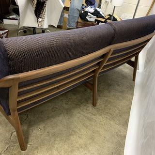 定価40万円以上！ 新作 新品同様 カリモク 家具 ベーシック 3人掛ソファ 布張り 長椅子 WW57モデル スツール付き 布B547 中古