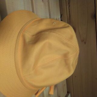黄色学帽