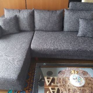 新品未使用未開封のソファー（オットマン、クッション付き）