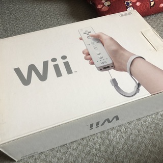 【受付終了】Wii　ゲーム機本体（ゲームソフト1本おまけ）
