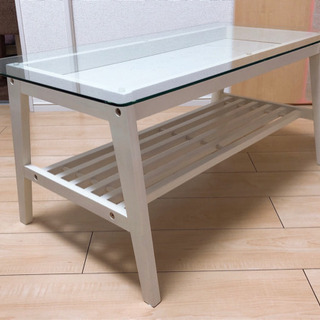 ガラステーブル　ホワイト　ローテーブル