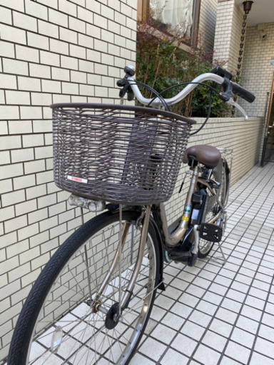 可愛い白い自転車売ります。4ヶ月乗りました ホワイト｜国内トップクラスの