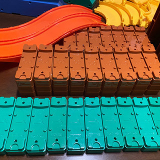 トミカ電動坂道セット売り等、約4箱分です⭐︎