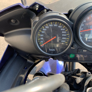 FZS1000 エンジン始動OK 過走行　書類あります。　下取り、交換可能(条件付き) FZS1000 エンジン始動OK 過走行 書類あります。 下取り、交換可能(条件