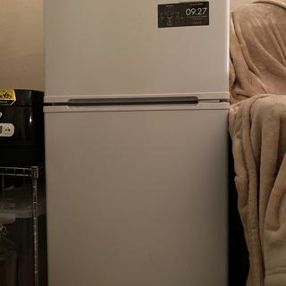 冷蔵庫　90l