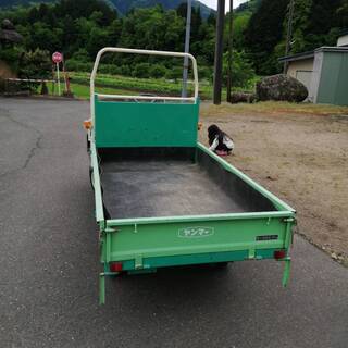 乗用運搬機 ヤンマー YANMAR 運搬車 乗用型 VP8 最大積載量 500kg
