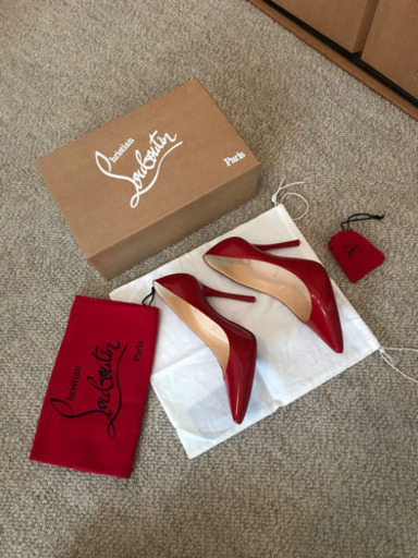 Christian Louboutin ルブタンオールレッドのヒール⭐︎お値下げしました