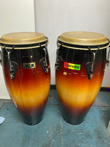 コンガ　パーカッション　打楽器