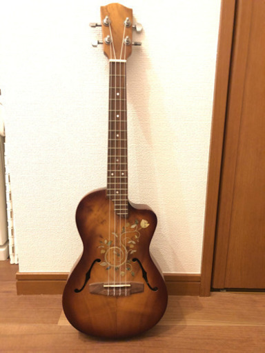 定価2万　アンティーク風ウクレレ　ハワイ購入
