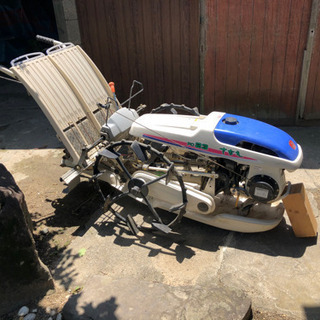 お話中です。田植え機 イセキ さなえ 2条