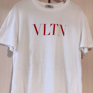 バレンティノ Tシャツ　M 半額！