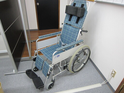 【中古】　車椅子 Miki製　（リクライニング）