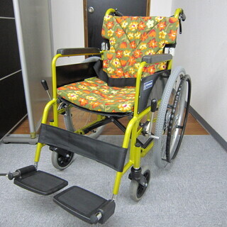 【中古】　車椅子 （カワムラ製）自走式
