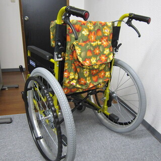 【中古】　車椅子 （カワムラ製）自走式