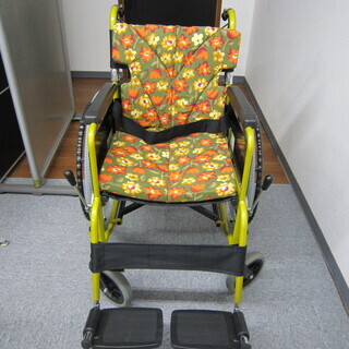 【中古】　車椅子 （カワムラ製）自走式