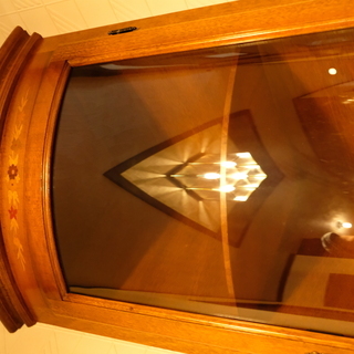 H205cm コーナー ガラスショーケース 購入額30万円 自社配送可能 アンティーク調