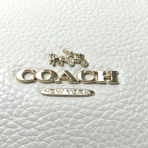 COACH コーチ F38288　 リュックサック　バックパック ロゴチャーム リュック・デイパック レザー/ アイボリー系