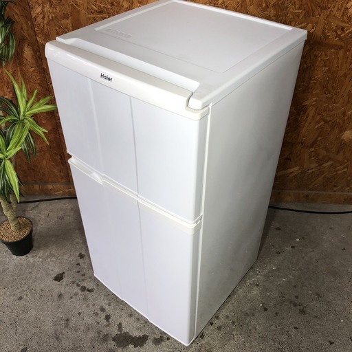 ハイアール　２ドア冷蔵庫　９８L