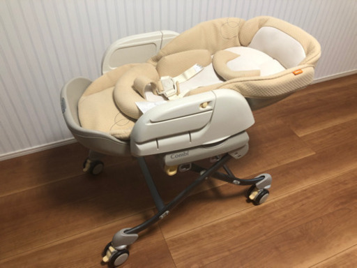 【ほぼ未使用】ハイローチェア  Conbi オートスウィング 購入当時定価70,000円程度
