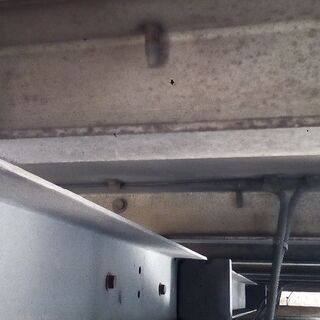 6.4メートル冷凍4tトラックの箱だけ後ろドア無し5万円か6万円売り