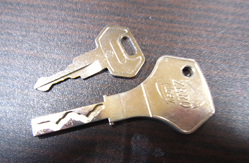 札幌市内限定 パチスロ実機 押忍！サラリーマン番長 コイン不要機 大都