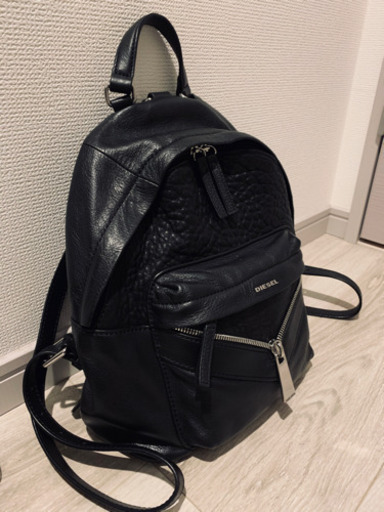 【美品】DIESEL 黒レザーリュック